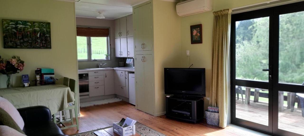 Earthsounds Country Cottage Taumarunui Eksteriør billede